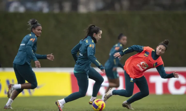 Seleção feminina enfrenta Argentina em amistoso histórico no Beira-Rio