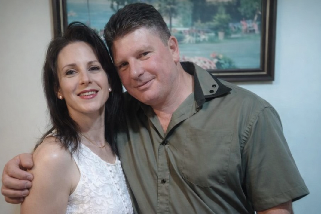 Vereador e esposa são encontrados mortos dentro de casa no Paraná Vereador e esposa são encontrados mortos dentro de casa no Paraná