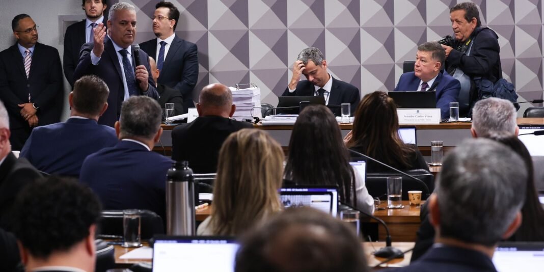 Comissão do INSS Encerra Sem Relatório Final Após Sete Meses Comissão do INSS Encerra Sem Relatório Final Após Sete Meses