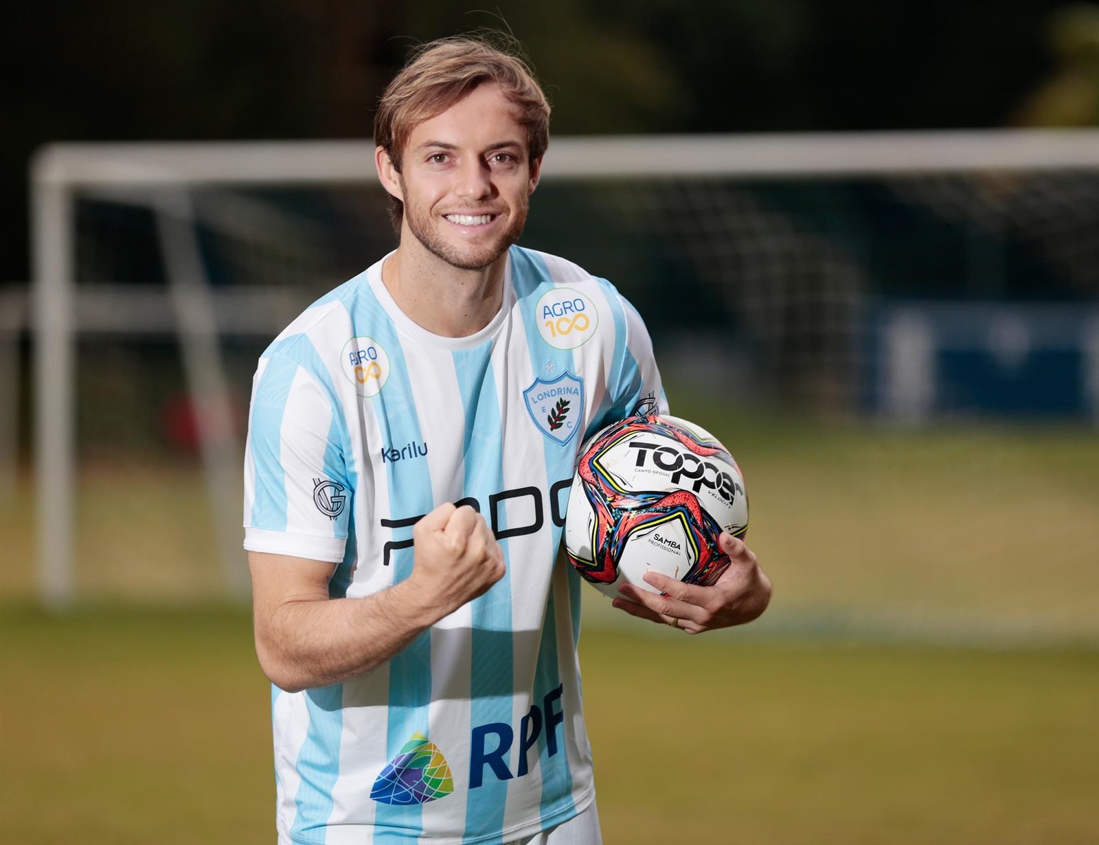 O volante Tárik é o novo reforço do Londrina para a Série B. (Foto: Ricardo Chicarelli/ Londrina EC)