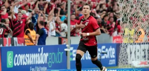 ablo Athletico gol — Foto: José Tramontin/Athletico