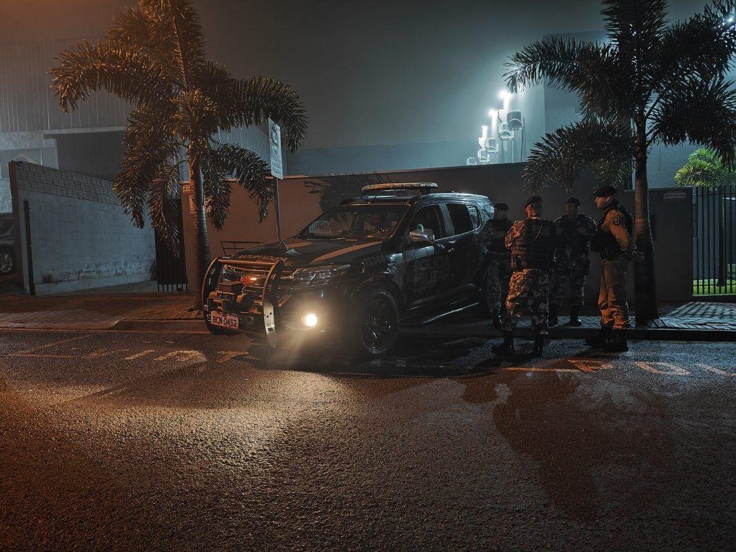Polícia Civil e Militar de Cambé realizam operação em resposta a roubo de celulares