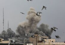 Irã Mostra Resistência e Desafia EUA em Nova Fase de Conflito