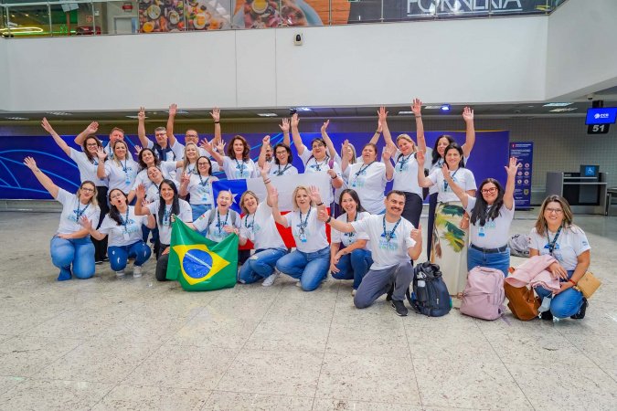 Diretores Paranaenses Concluem Formação Internacional no Chile Diretores Paranaenses Concluem Formação Internacional no Chile