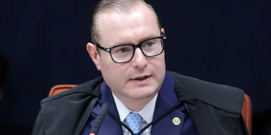 STF Suspende Eleição Indireta para Governo do Rio após Decisão de Zanin STF Suspende Eleição Indireta para Governo do Rio após Decisão de Zanin