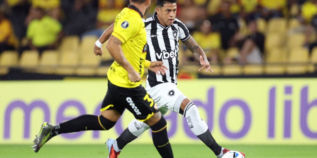 Botafogo Empata com Barcelona em Guayaquil na Pré-Libertadores Botafogo Empata com Barcelona em Guayaquil na Pré-Libertadores