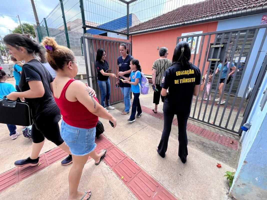 CMTU Lança Projeto Agente Amigo da Escola em Londrina