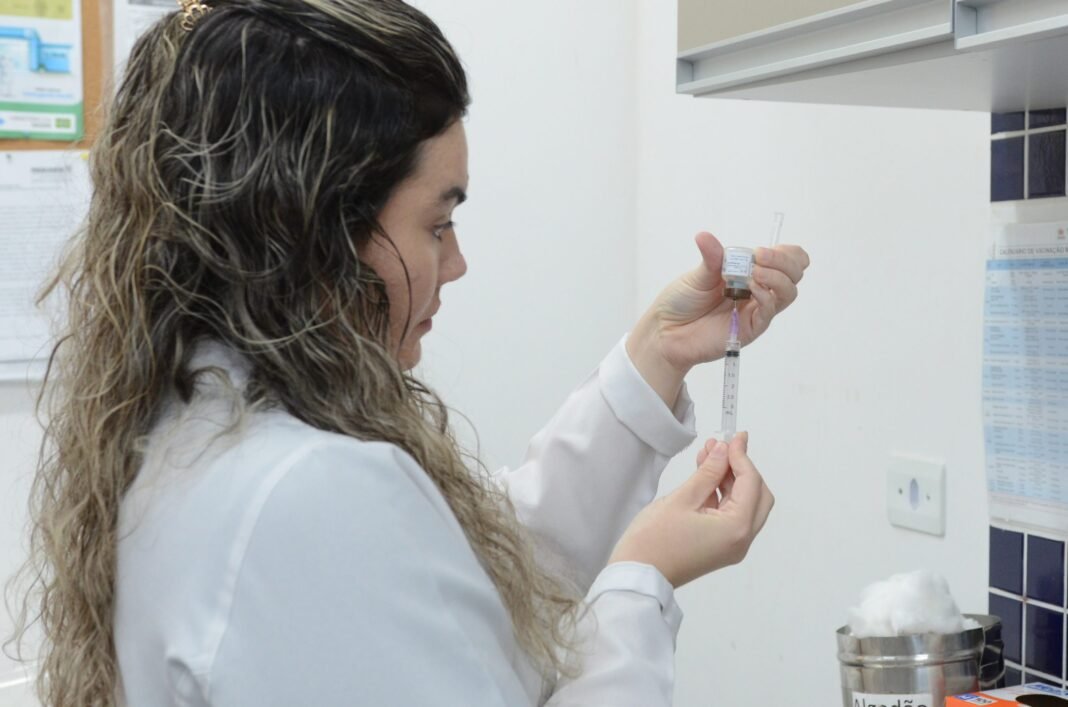 Campanha de Vacinação Contra a Gripe Inicia Neste Sábado em Cambé Campanha de Vacinação Contra a Gripe Inicia Neste Sábado em Cambé