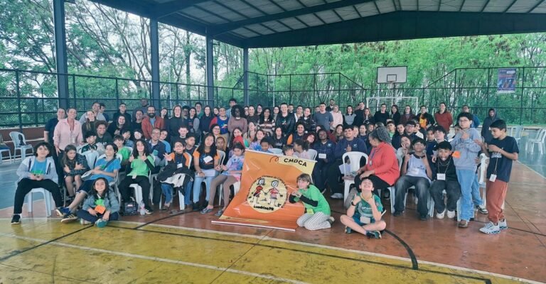 Pré-conferência debate direitos das crianças na região oeste de Londrina
