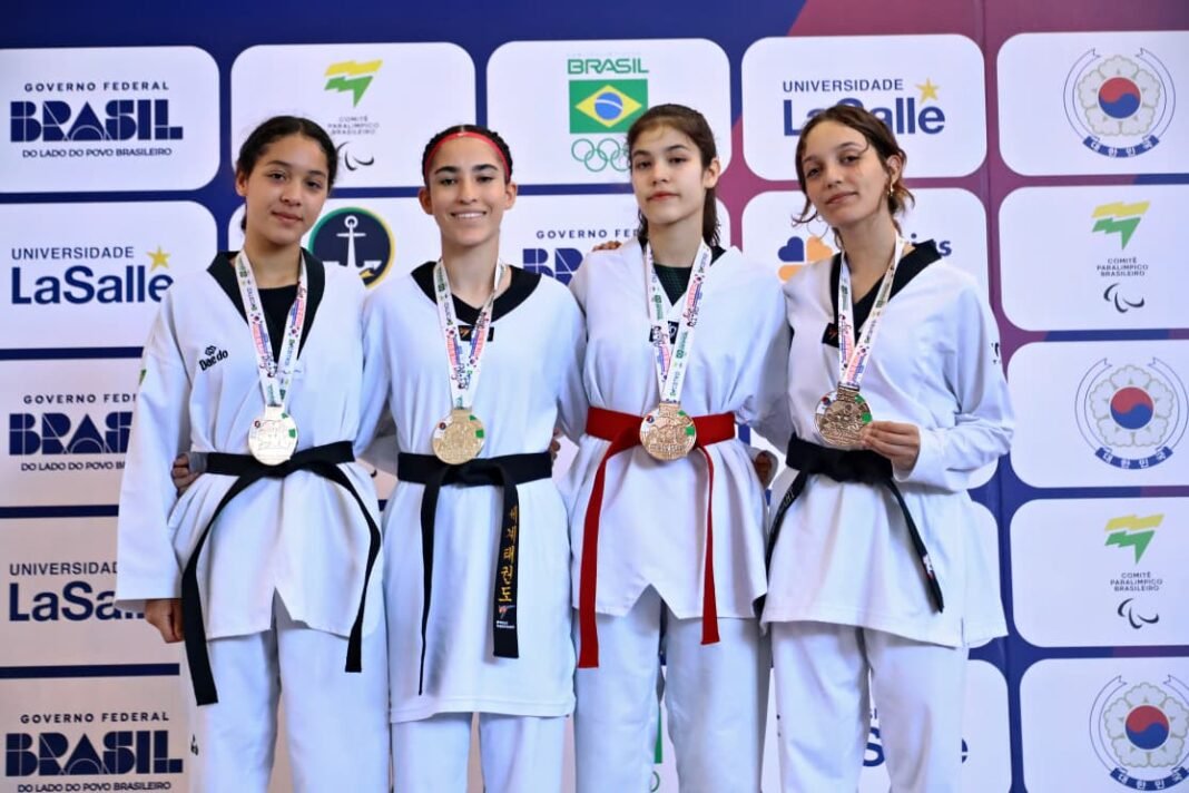 Atleta de Cambé é convocada para Mundial de Taekwondo Atleta de Cambé é convocada para Mundial de Taekwondo