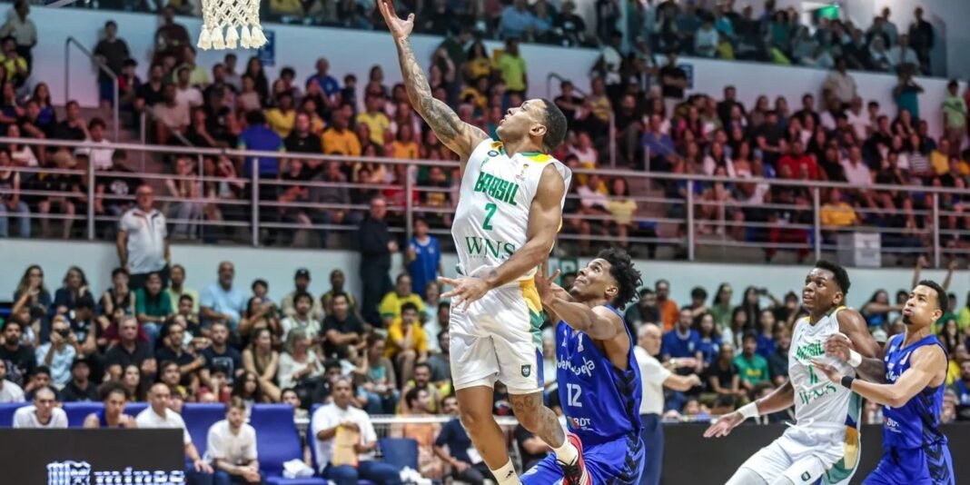 Brasil Atinge 100% de Aproveitamento nas Eliminatórias de Basquete para a Copa Brasil Atinge 100% de Aproveitamento nas Eliminatórias de Basquete para a Copa