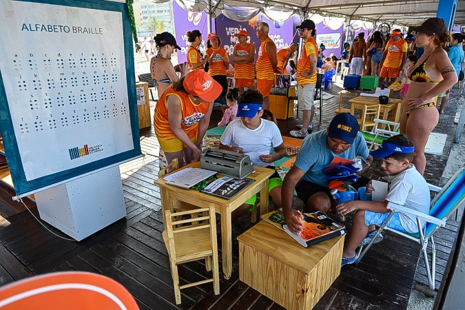 Bibliopraia Conclui Temporada com Sucesso no Litoral