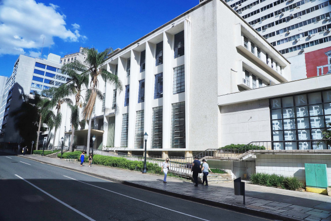 Biblioteca Pública do Paraná Comemora 169 Anos com Programação Especial Biblioteca Pública do Paraná Comemora 169 Anos com Programação Especial