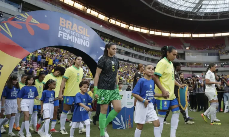 Propostas de Flávio Bolsonaro e Lula para o esporte no Brasil