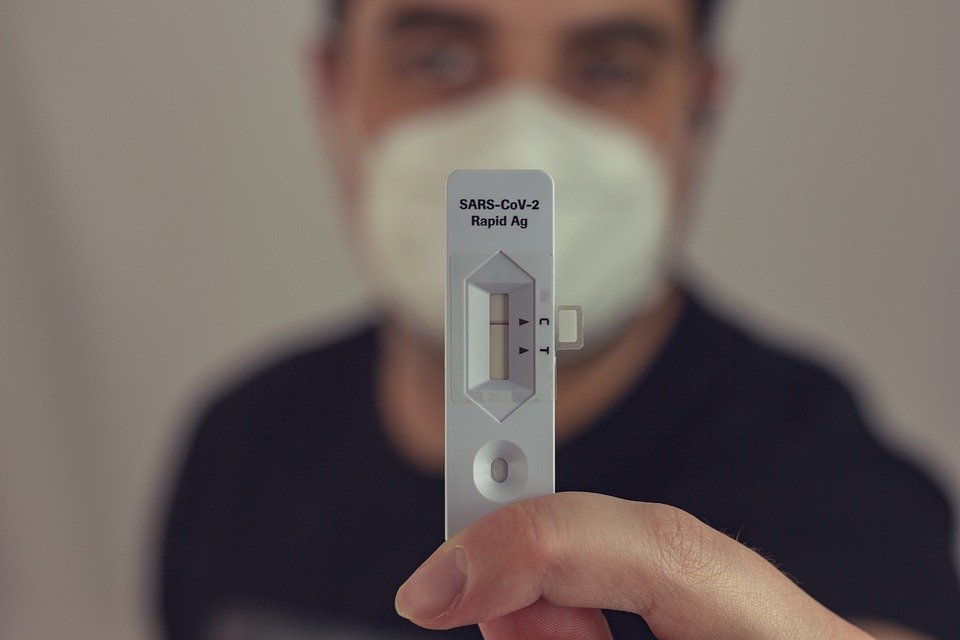 Podcast destaca vivências na UEL durante a pandemia