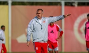 Eduardo Baptista é o novo técnico do Internacional até o fim do Brasileirão