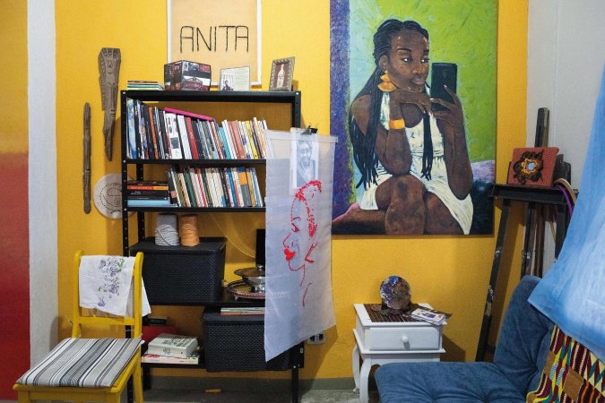 Museu Paranaense Apresenta Livro sobre Mulheres Artistas e Seus Espaços Museu Paranaense Apresenta Livro sobre Mulheres Artistas e Seus Espaços