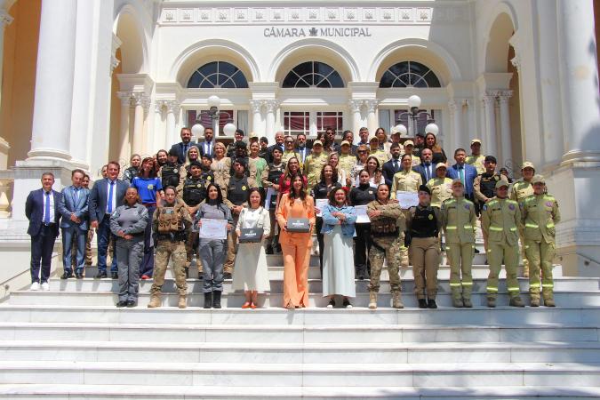 Homenagem a Militares Estaduais na Câmara Municipal de Curitiba Homenagem a Militares Estaduais na Câmara Municipal de Curitiba