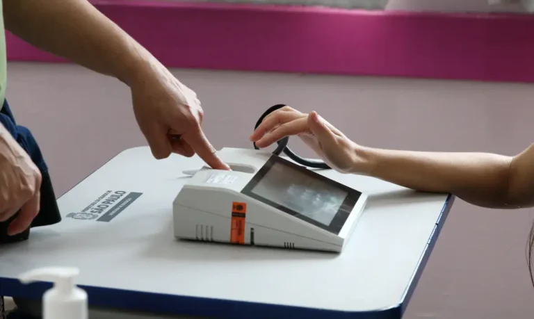 Eleitor sem biometria pode votar normalmente no segundo turno