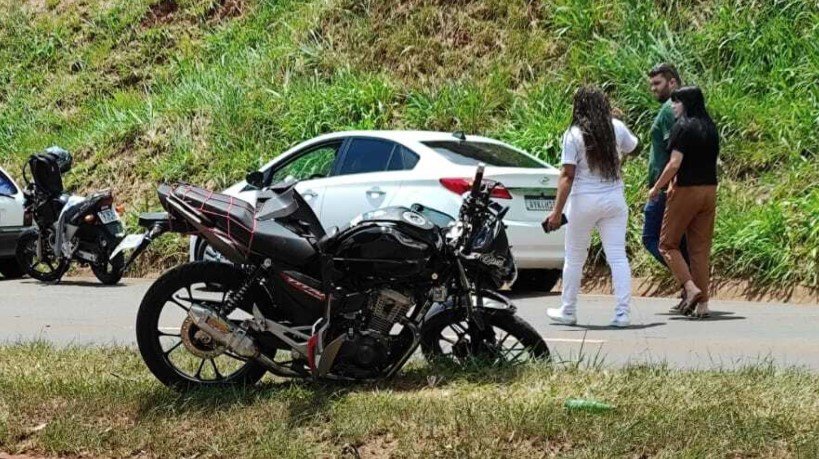 Jovem de 19 Anos Falece em Acidente na Rodovia Carlos João Strass