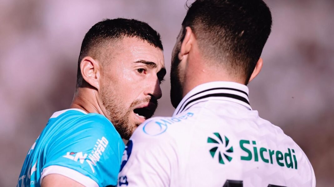 Kozlinski Destaca-se em Empate do Londrina com Operário Kozlinski Destaca-se em Empate do Londrina com Operário