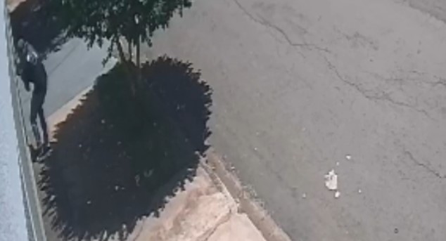 Suspeitos de Furto em Londrina São Capturados por Câmeras Suspeitos de Furto em Londrina São Capturados por Câmeras