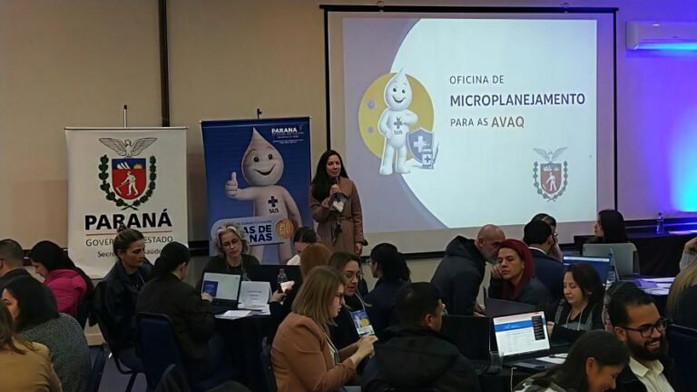 Profissionais de saúde recebem capacitação para ampliar vacinação no Paraná