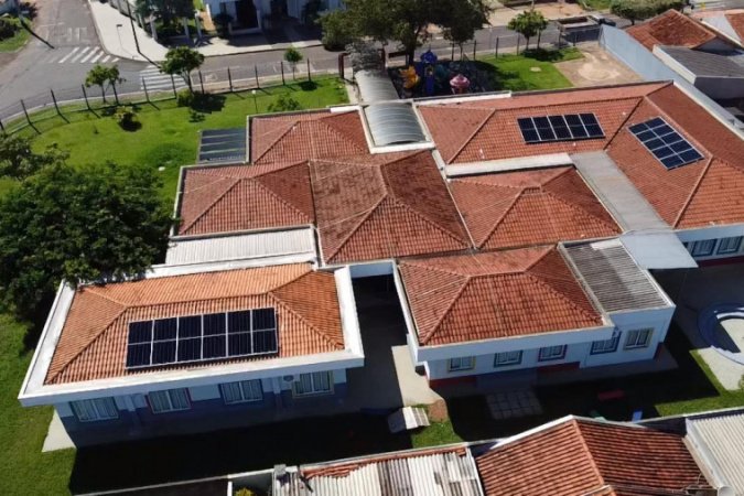Avanço na Instalação de Sistemas Solares em Escolas do Paraná pela Copel Avanço na Instalação de Sistemas Solares em Escolas do Paraná pela Copel