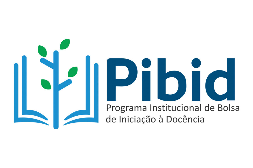 Lançamento do Pibid 2026 reúne estudantes e professores na UEL Lançamento do Pibid 2026 reúne estudantes e professores na UEL