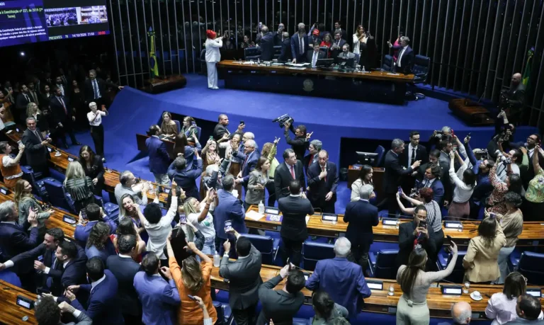 Fim da escala 6x1: imprensa internacional destaca vitória de Lula