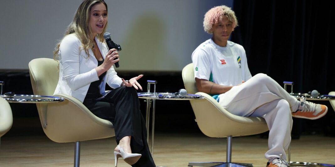 Judocas Brasileiras Inspiram Novas Gerações no Esporte Judocas Brasileiras Inspiram Novas Gerações no Esporte