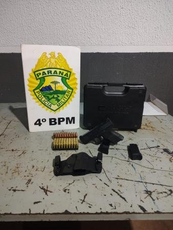 Homem é preso por porte de arma em Maringá após denúncia