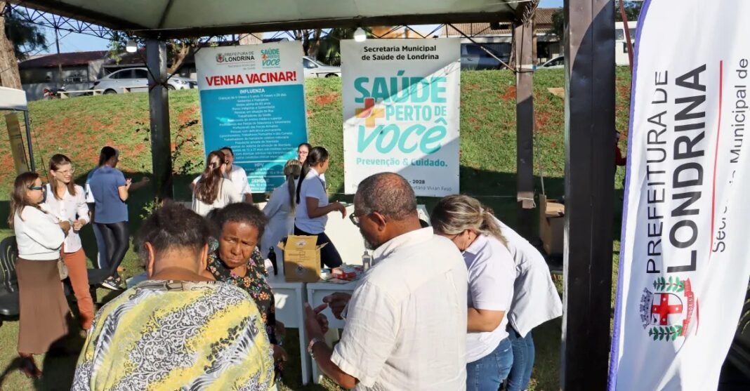 UEL promove atendimentos gratuitos na VI Feira da Saúde em Londrina UEL promove atendimentos gratuitos na VI Feira da Saúde em Londrina