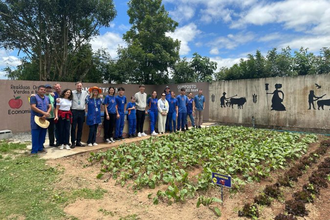 Biodigestor em Escola de Campo Magro Transforma Resíduos em Oportunidade Educacional