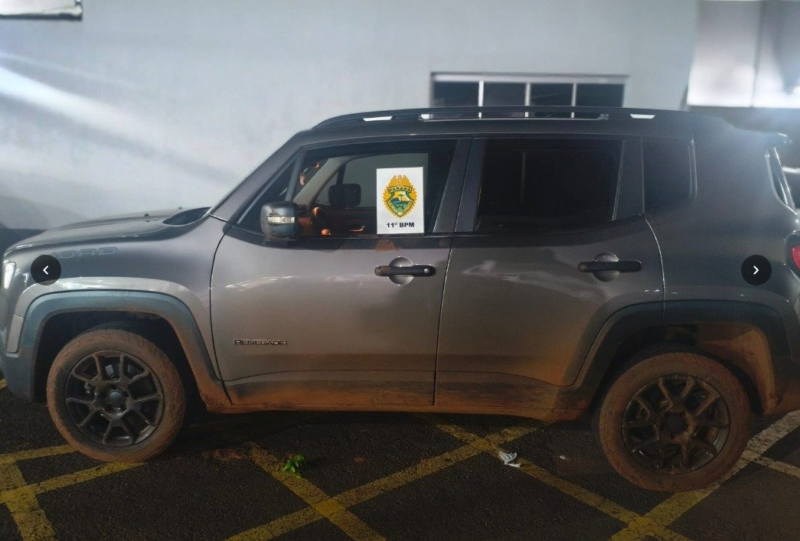 Polícia Militar recupera carro roubado e prende suspeito em Campo Mourão